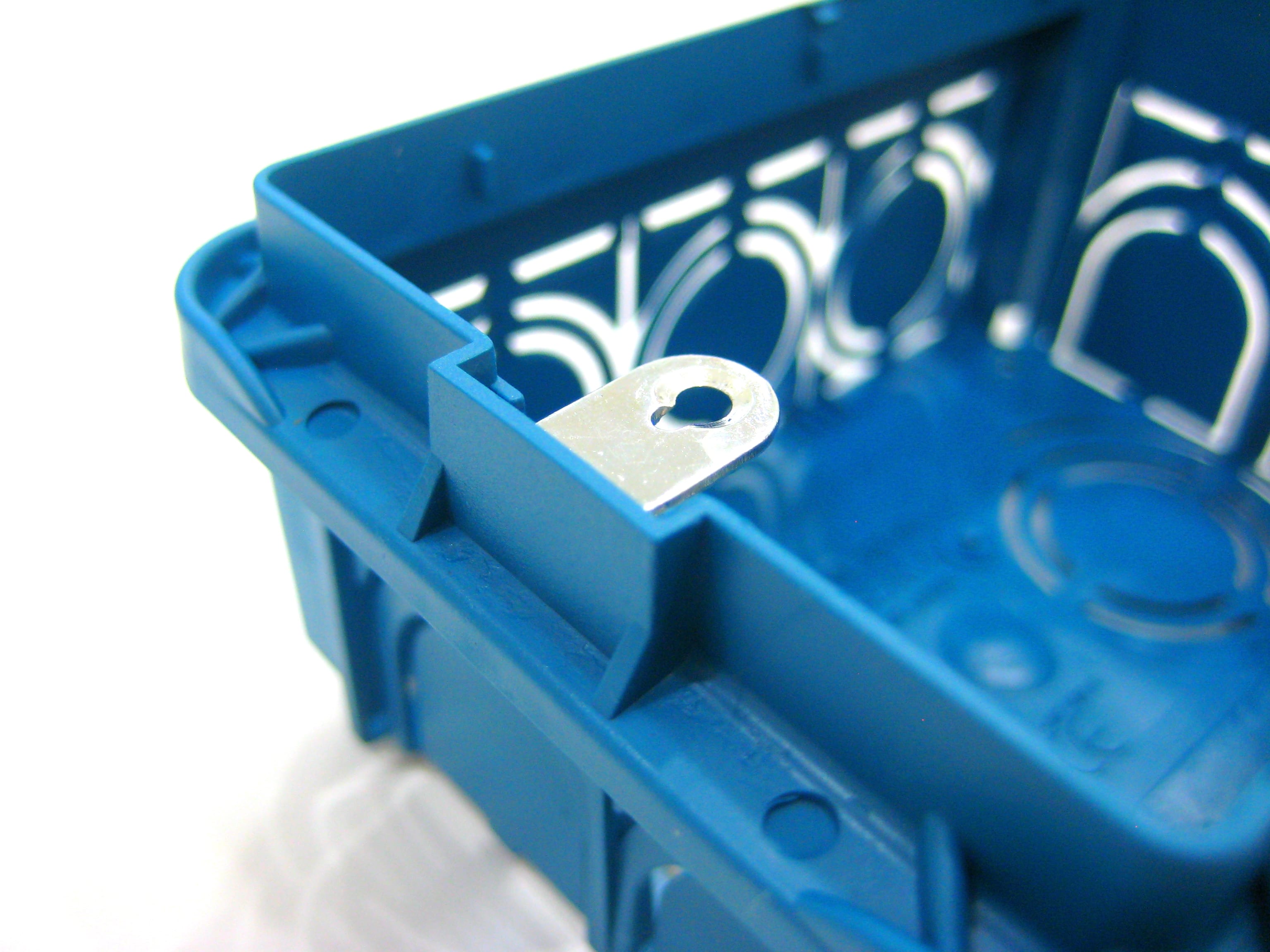 Caja Embutida para Accesorio, Libre de Halógenos - Imagen 9